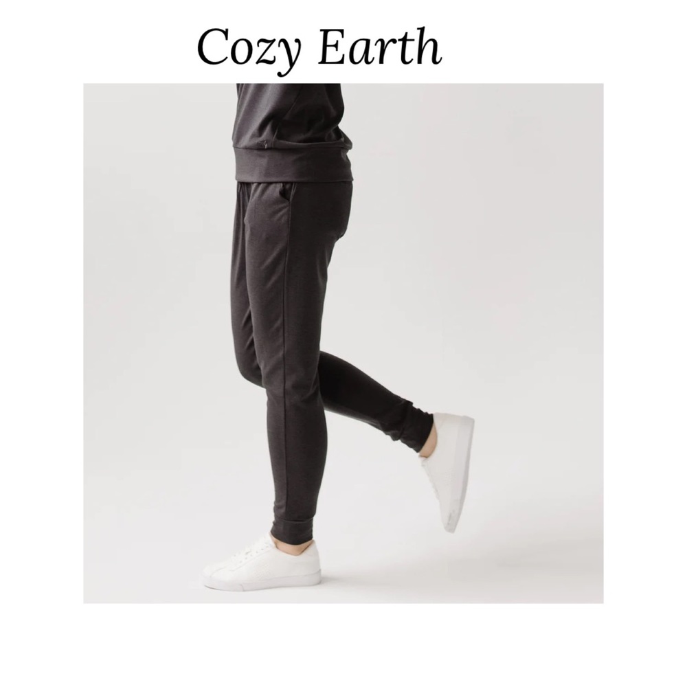 COZY EARTH bamboo joggers. Charcoal. Size S.